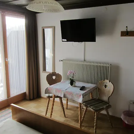 Gaestehaus Holzfeind 3* הרמגור