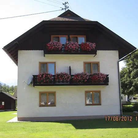 Gaestehaus Holzfeind 3*